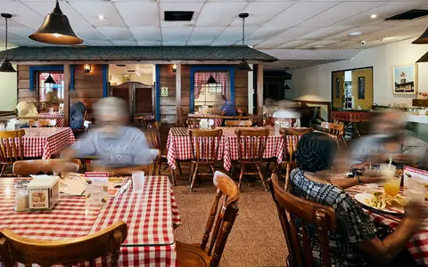 Salón familiar de Restaurante Bronco